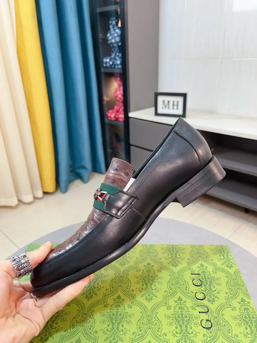 Men's shoes 💰500🌹🌹[GUCCI Gucci] A new style of formal men's leather shoes is coming ~ The original quality upper is made of Italian cowhide➕The leather is soft and delicate, comfortable and soft. The top layer of genuine leather, rubber wear-resistant outsole, the shoe shape is dignified and domineering, and the luxury charm is not concealed! The natural and free nouveau riche leads the trend. Code number: 38-44